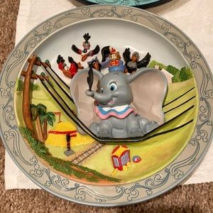 Dumbo:Disney’s Animated Classics 3-D Decorative Plate- Original Box